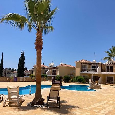 Sirena Olympia Apartment 40 Paphos Exterior foto