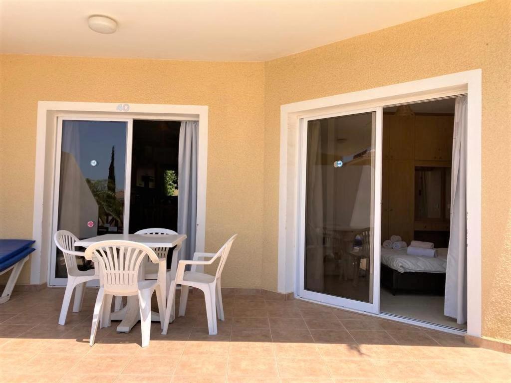 Sirena Olympia Apartment 40 Paphos Exterior foto